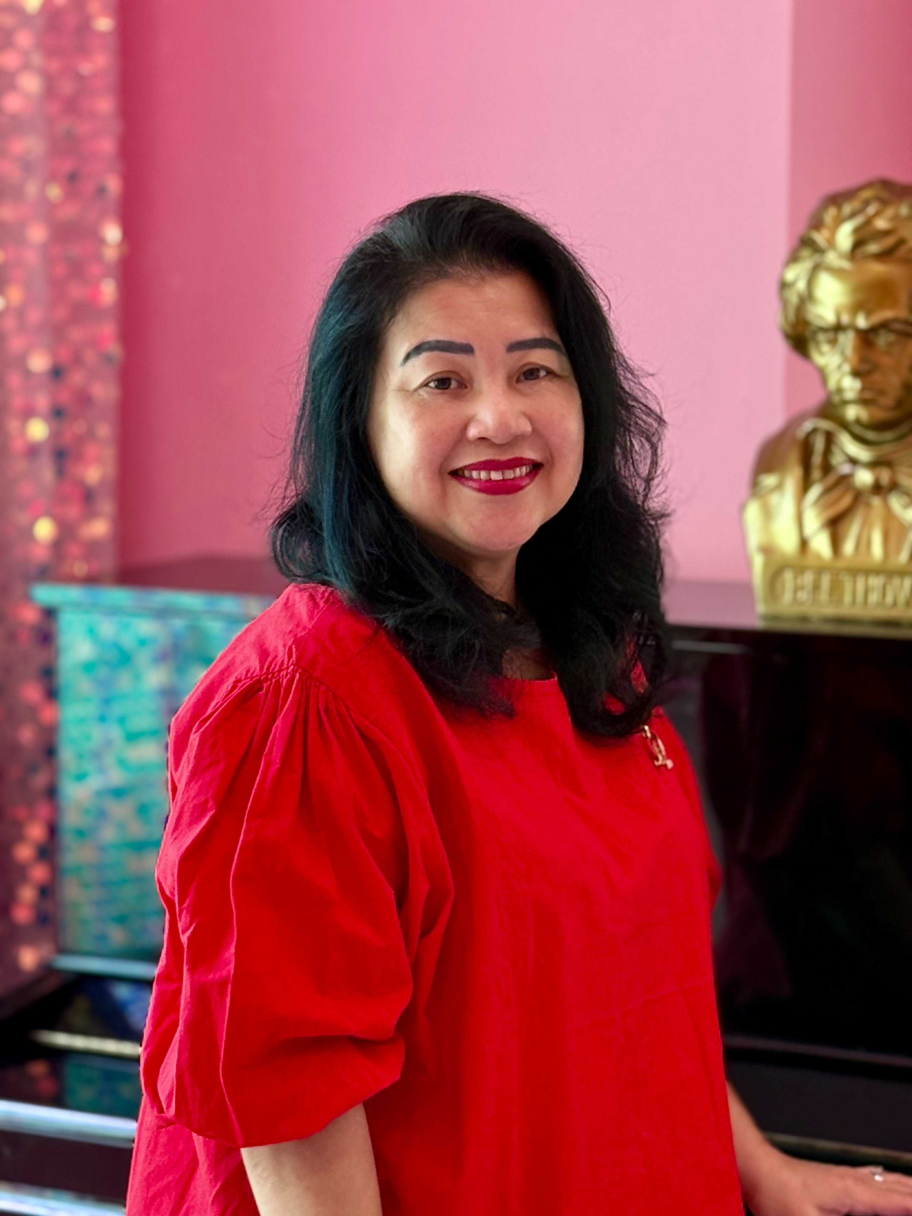 Portrait of Ms. Suri